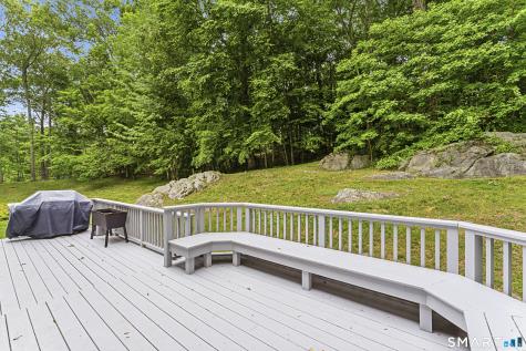 11 Hunt Lane Weston CT 06883