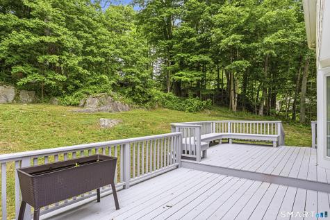11 Hunt Lane Weston CT 06883