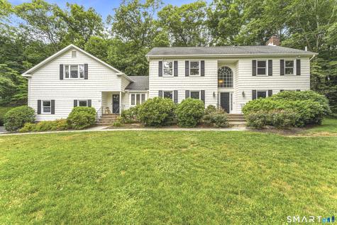 11 Hunt Lane Weston CT 06883