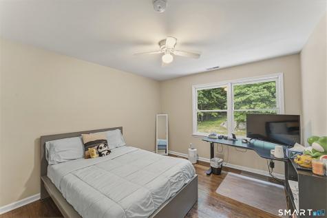 11 Hunt Lane Weston CT 06883