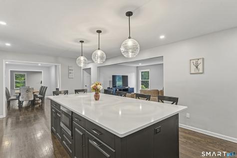 11 Hunt Lane Weston CT 06883