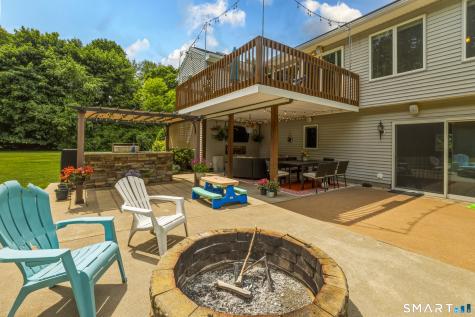 132 Lake Street Manchester CT 06042