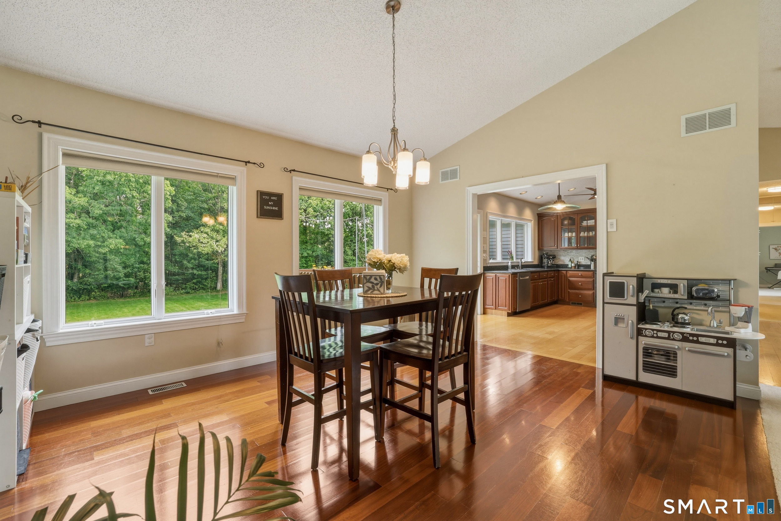 132 Lake Street Manchester CT 06042