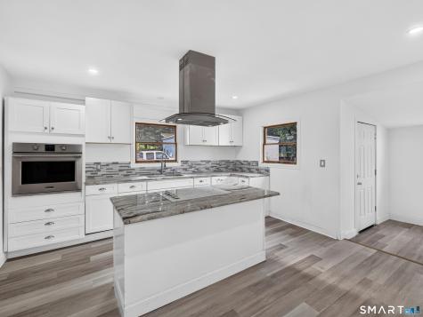 118 Asylum Street Norwich CT 06360