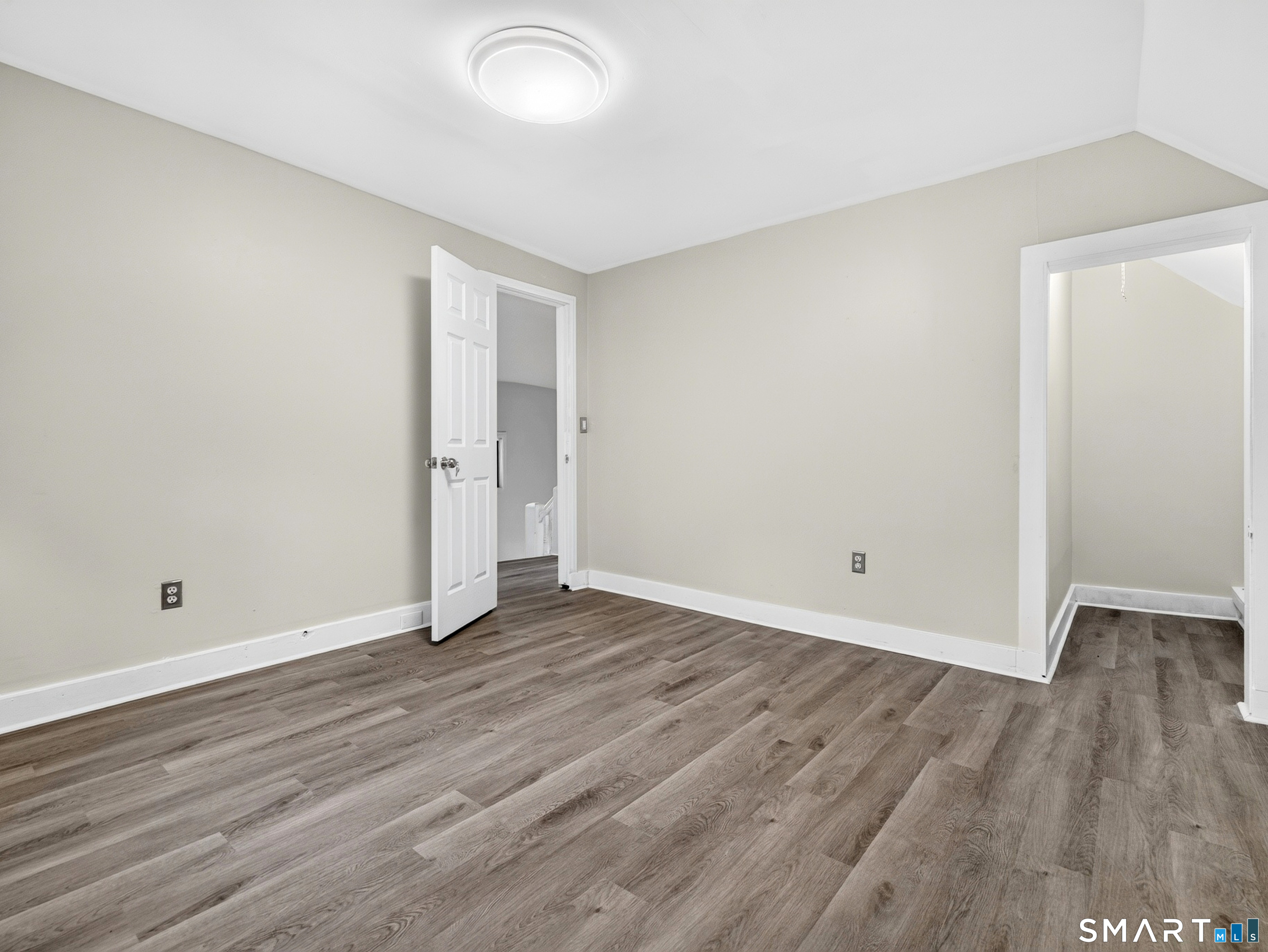 118 Asylum Street Norwich CT 06360