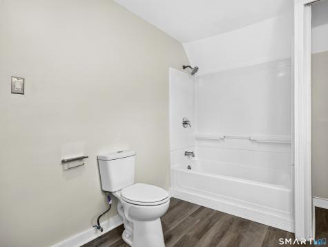 118 Asylum Street Norwich CT 06360