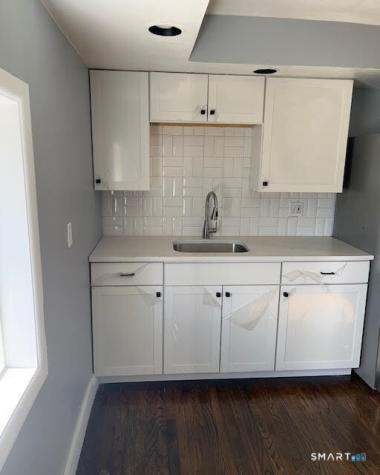 217 Hillcrest Road Bridgeport CT 06606