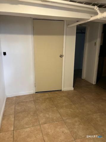 217 Hillcrest Road Bridgeport CT 06606