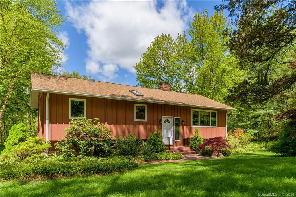 20 Park Lane Newtown CT 06470