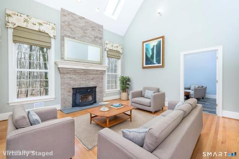 10 Arden Drive East Hampton CT 06424