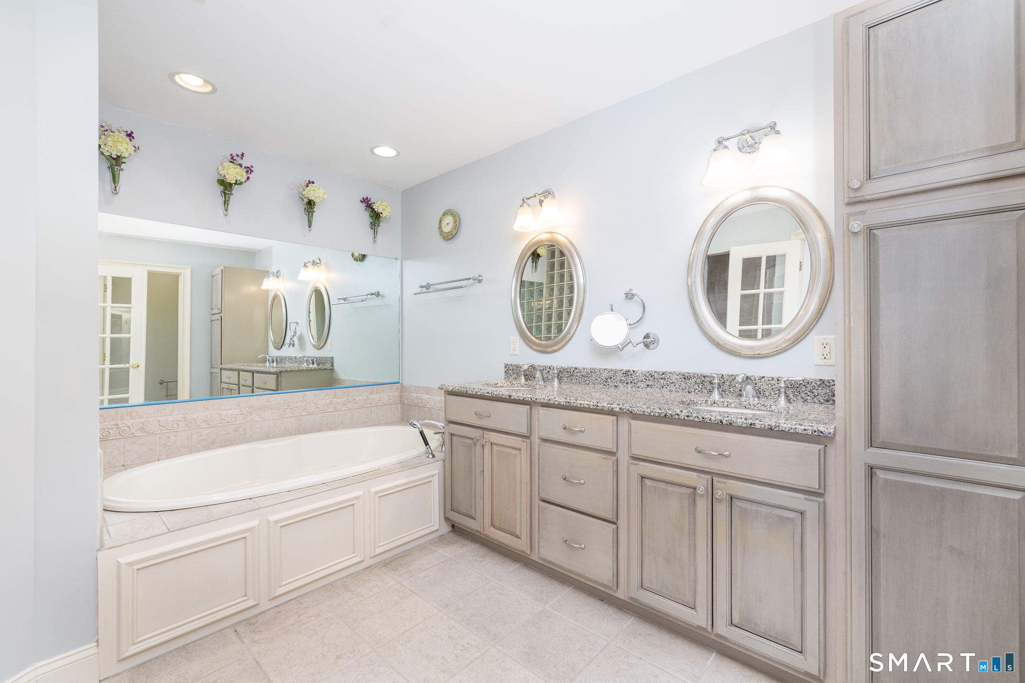 10 Arden Drive East Hampton CT 06424