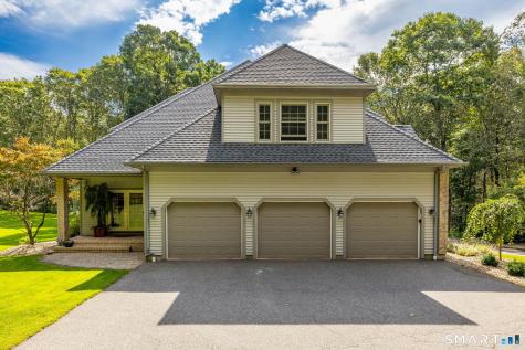 10 Arden Drive East Hampton CT 06424