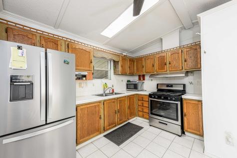 525 East Main Street Branford CT 06405