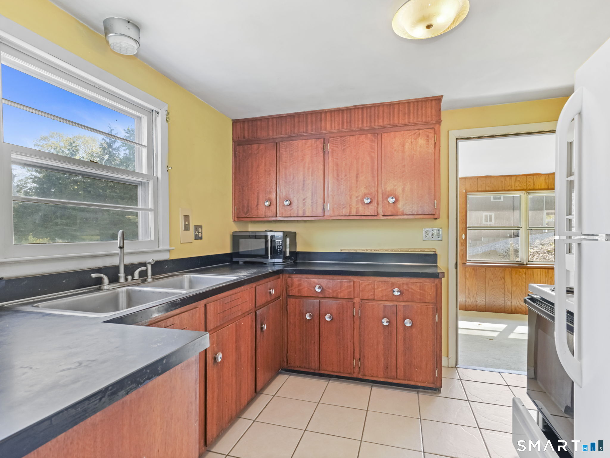 47 Lewis Drive Fairfield CT 06825