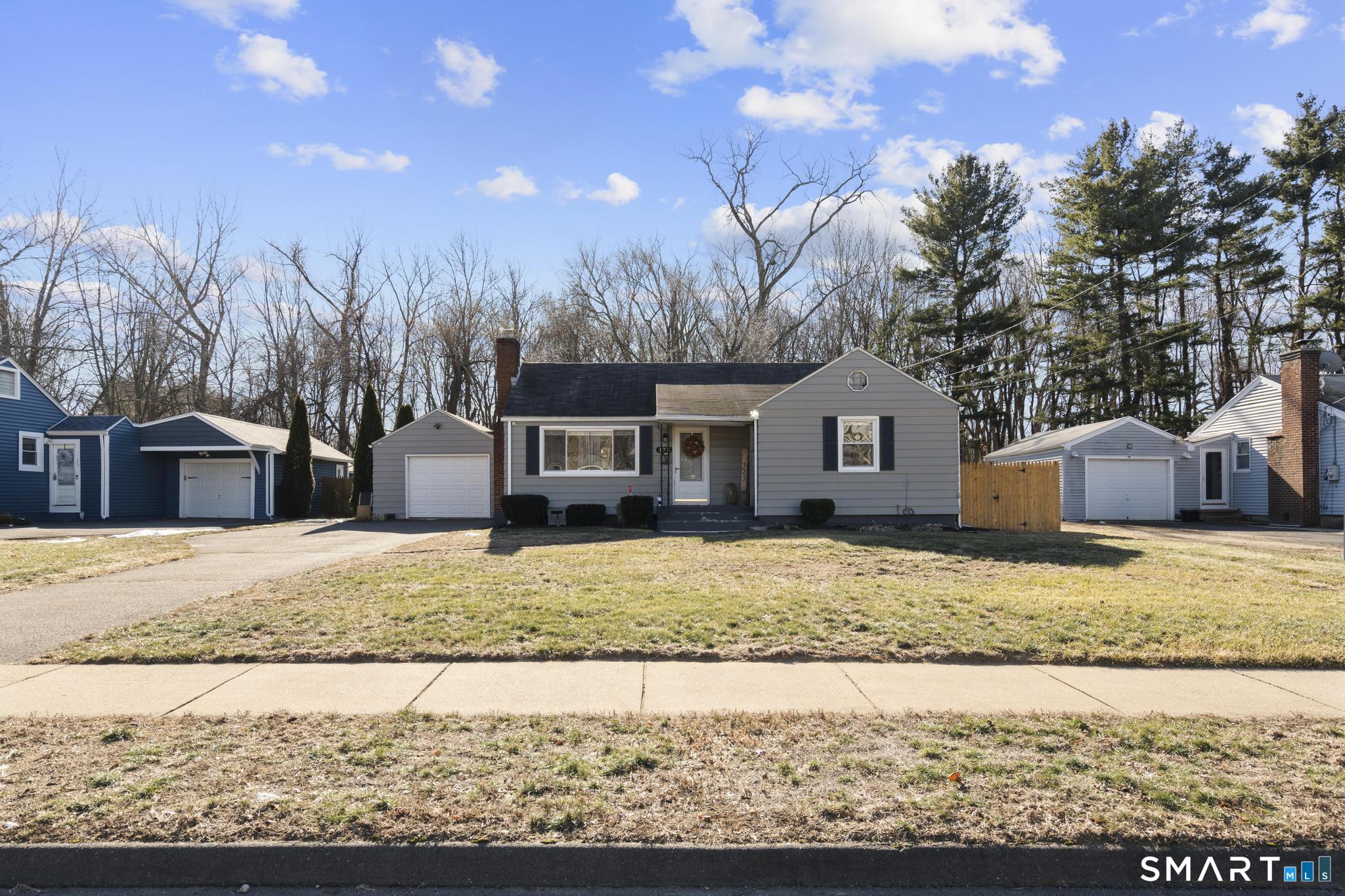 123 East Wolcott Avenue Windsor CT 06095