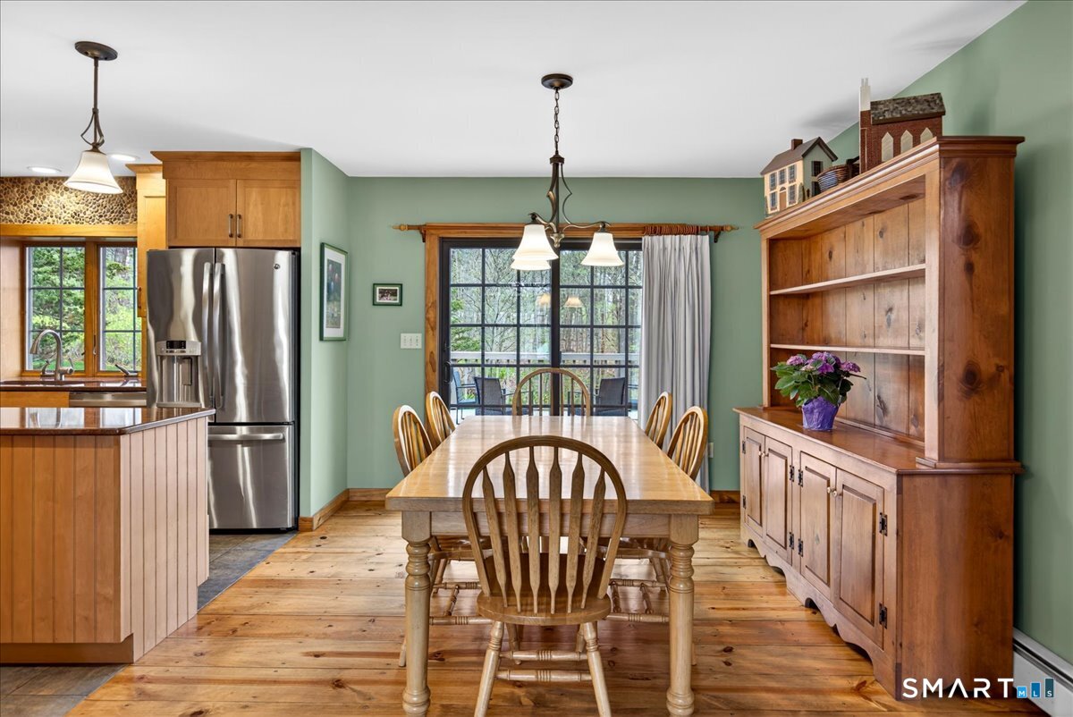24 Country Way Wallingford CT 06492