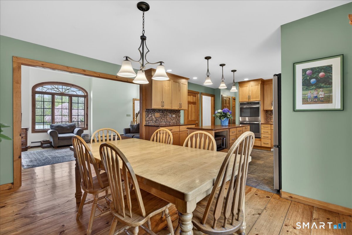 24 Country Way Wallingford CT 06492