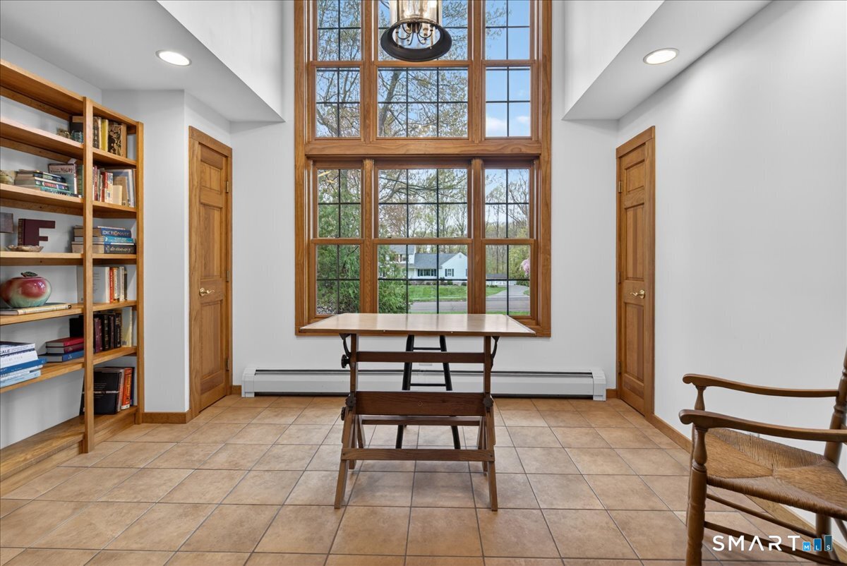 24 Country Way Wallingford CT 06492