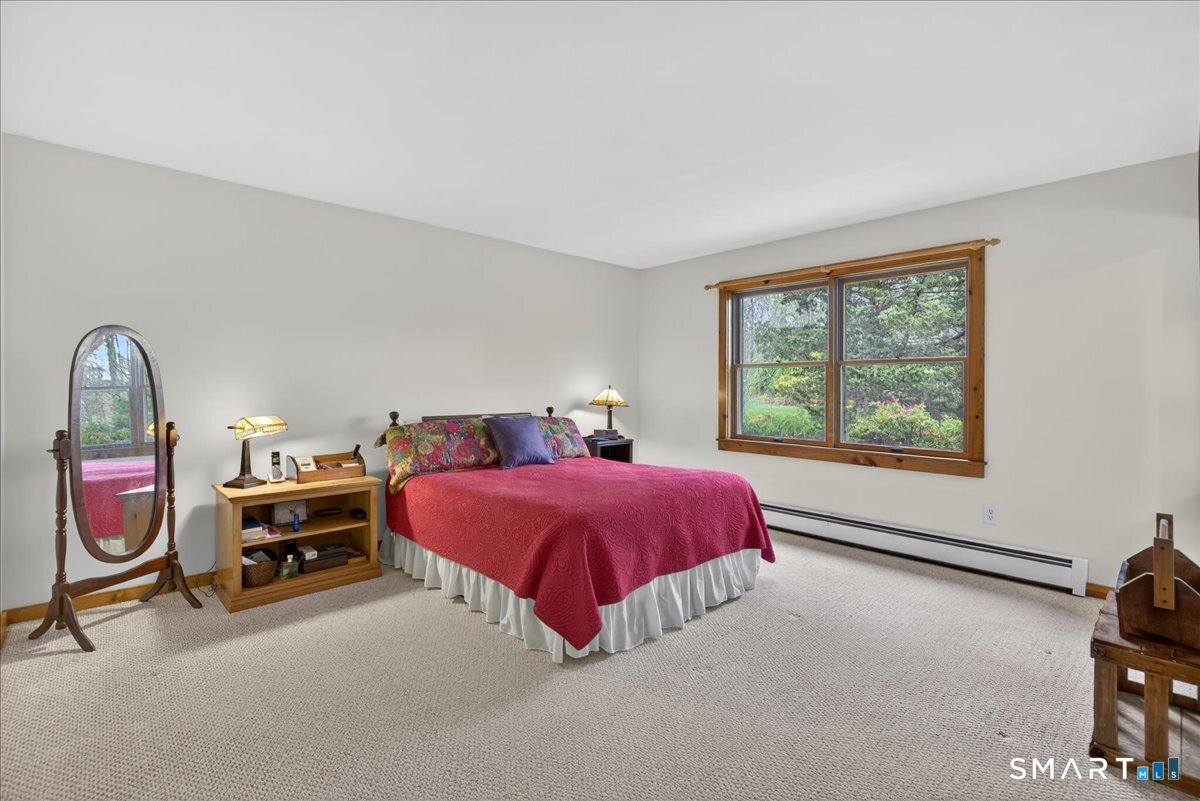 24 Country Way Wallingford CT 06492