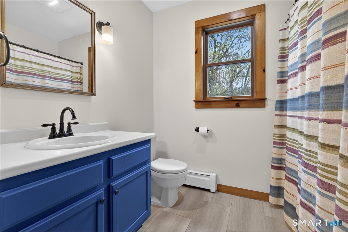 24 Country Way Wallingford CT 06492