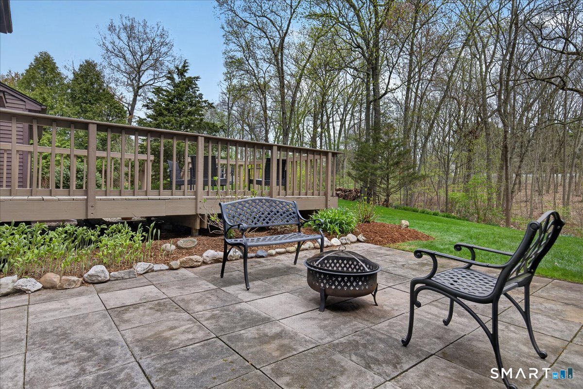 24 Country Way Wallingford CT 06492
