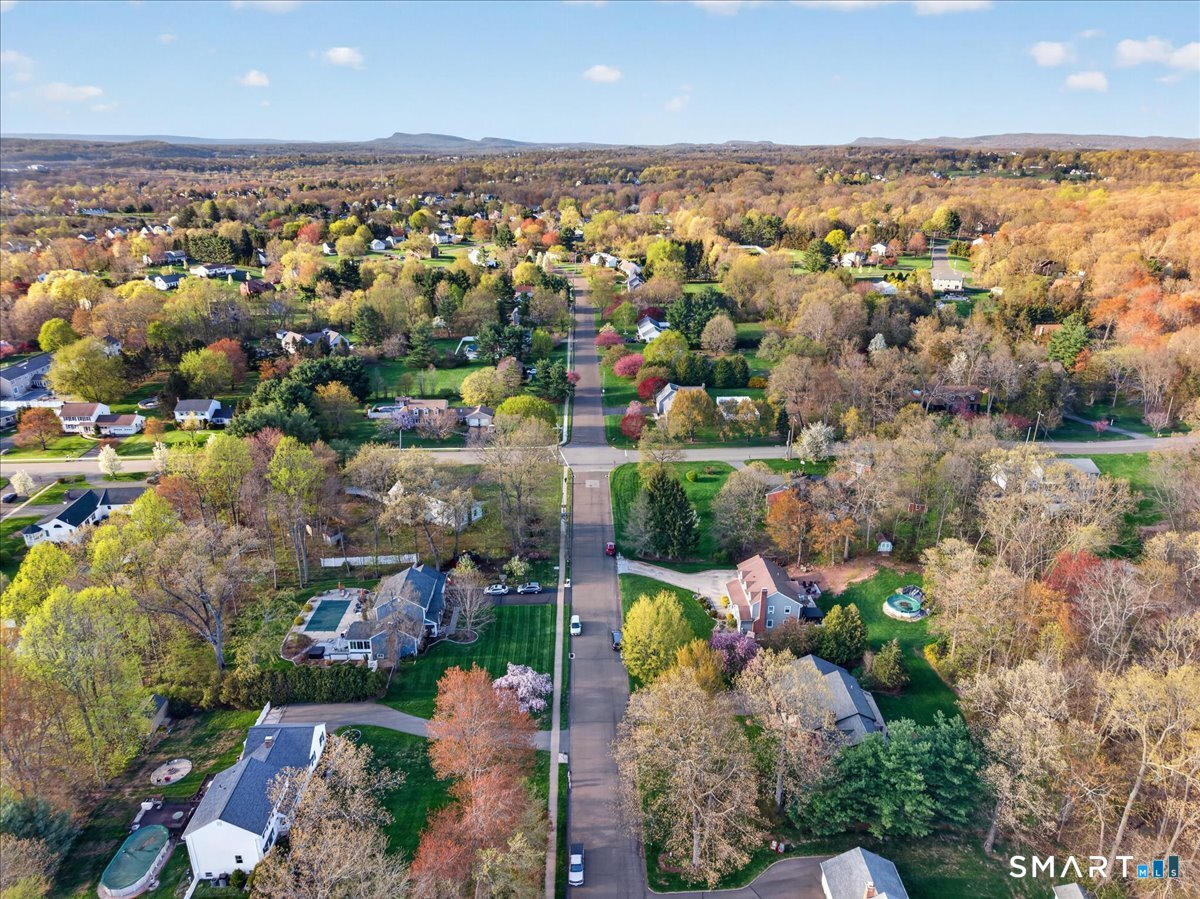 24 Country Way Wallingford CT 06492