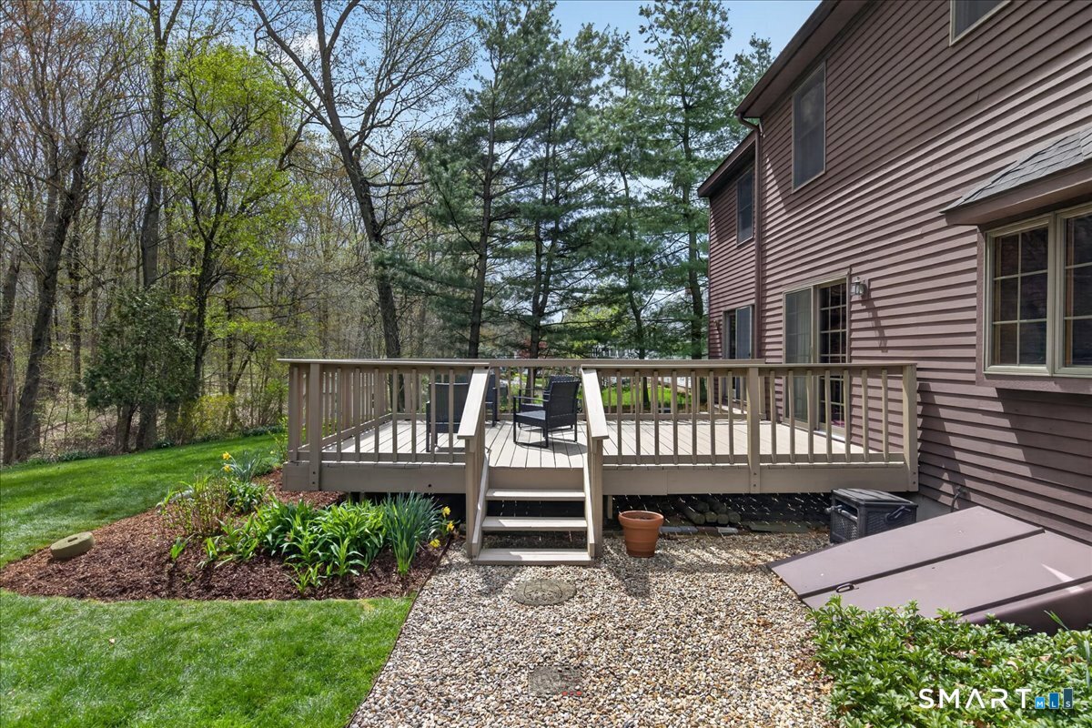 24 Country Way Wallingford CT 06492