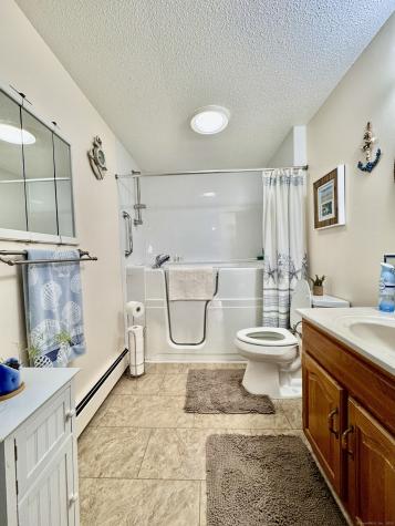 71 Wolcott Avenue Stonington CT 06378