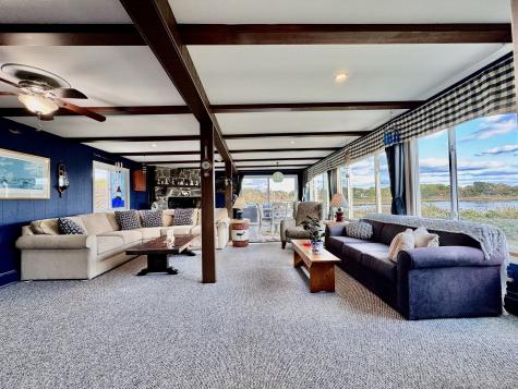 71 Wolcott Avenue Stonington CT 06378