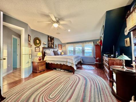 71 Wolcott Avenue Stonington CT 06378