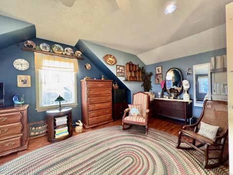 71 Wolcott Avenue Stonington CT 06378