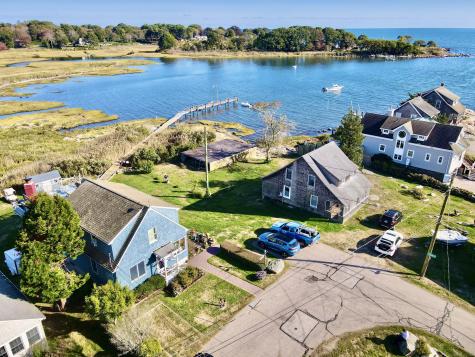 71 Wolcott Avenue Stonington CT 06378