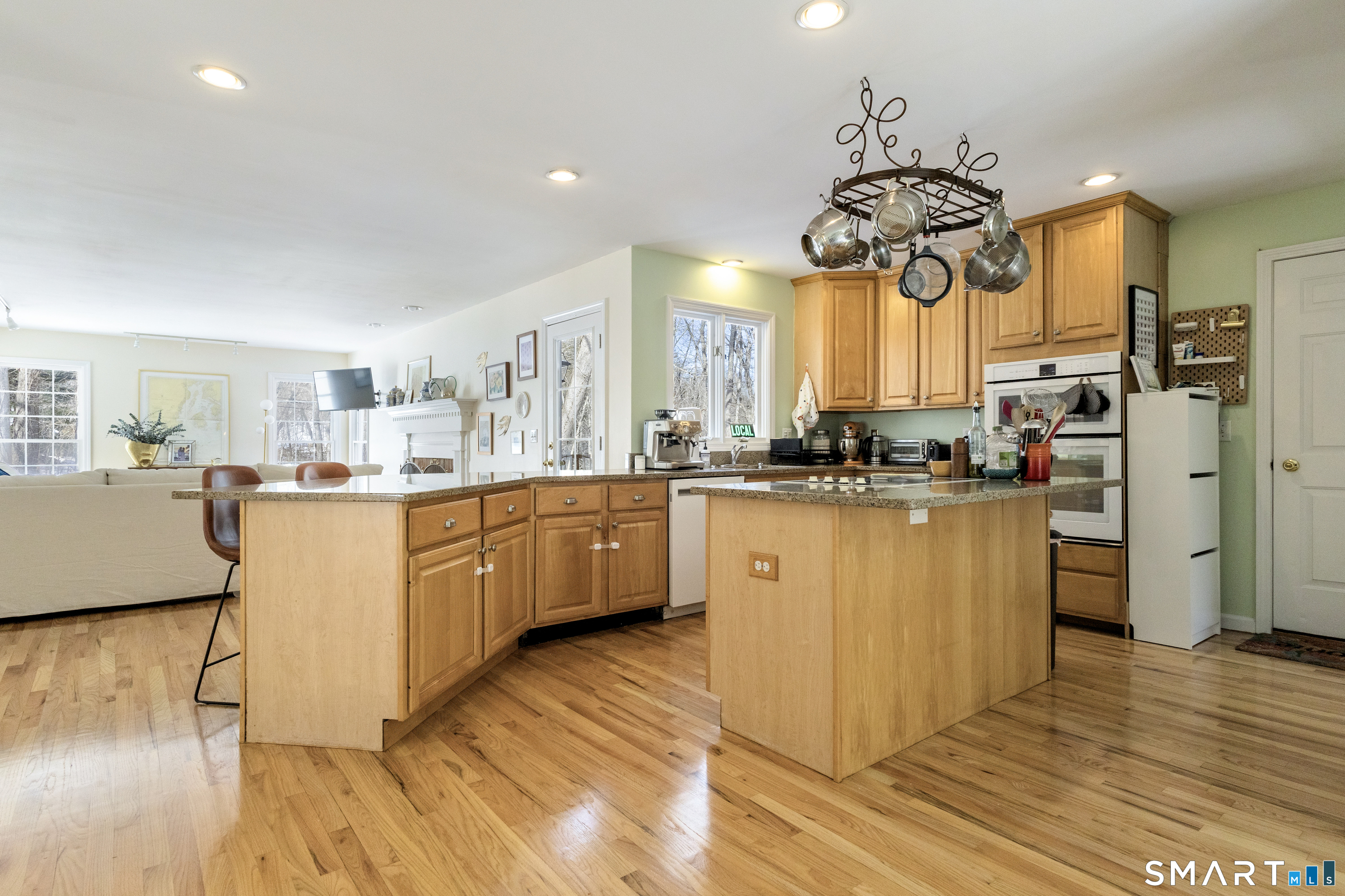 696 Green Hill Road Madison CT 06443