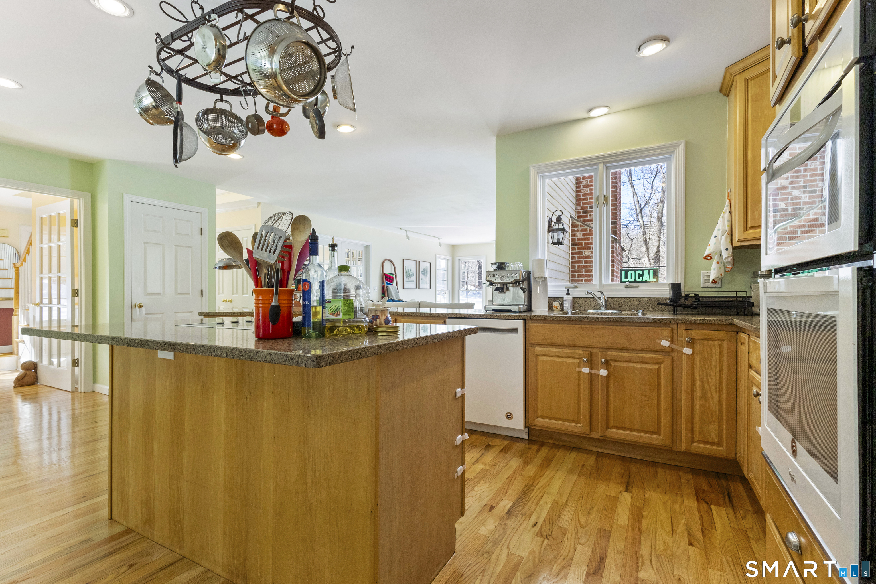 696 Green Hill Road Madison CT 06443