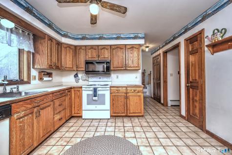 9 Shortell Drive Ansonia CT 06401