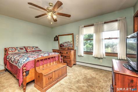 9 Shortell Drive Ansonia CT 06401