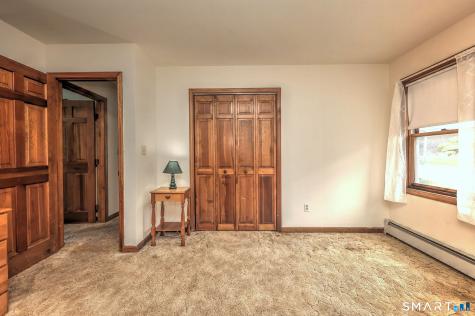 9 Shortell Drive Ansonia CT 06401