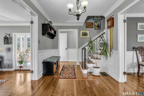 1501 Ridge Road North Haven CT 06473