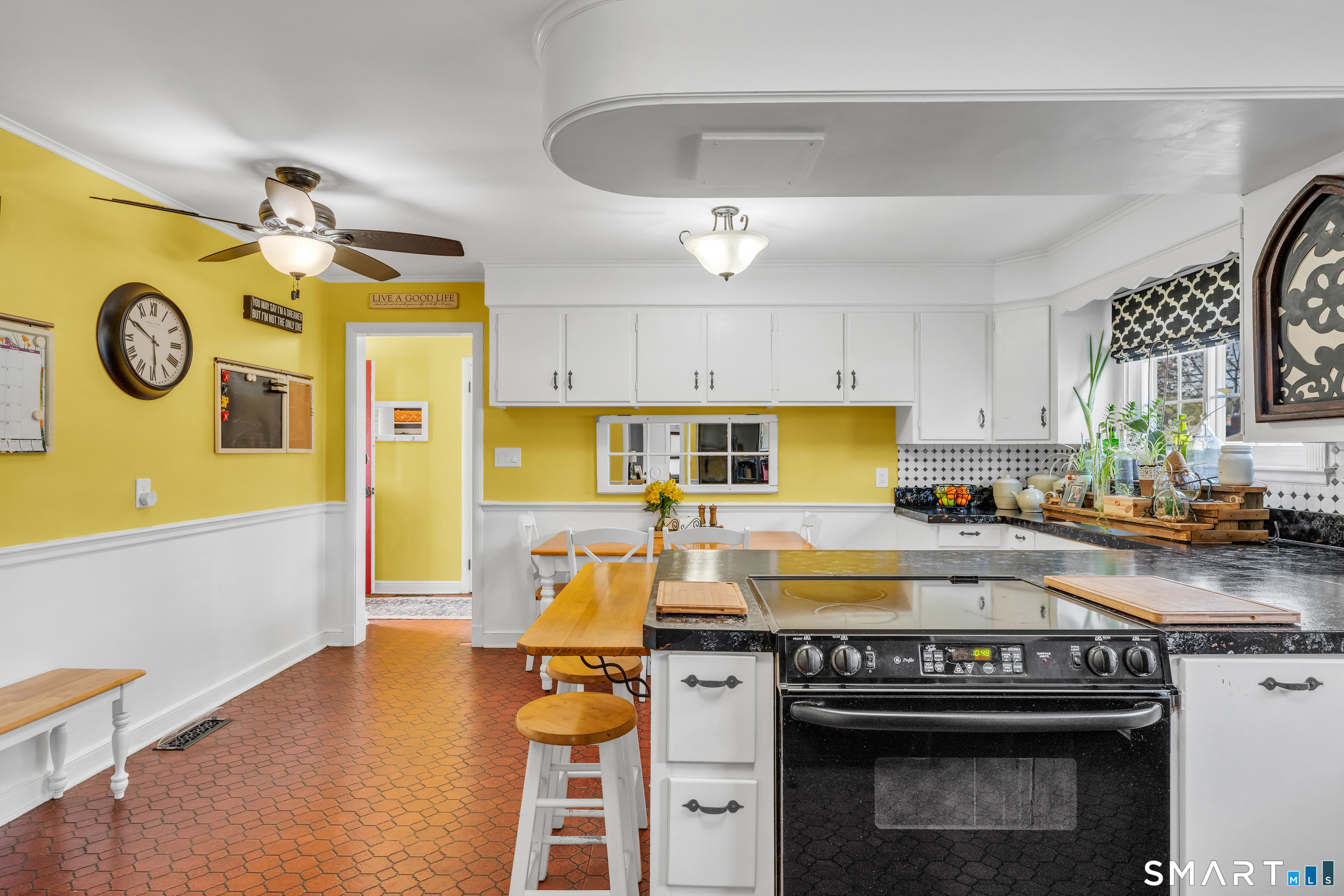 1501 Ridge Road North Haven CT 06473