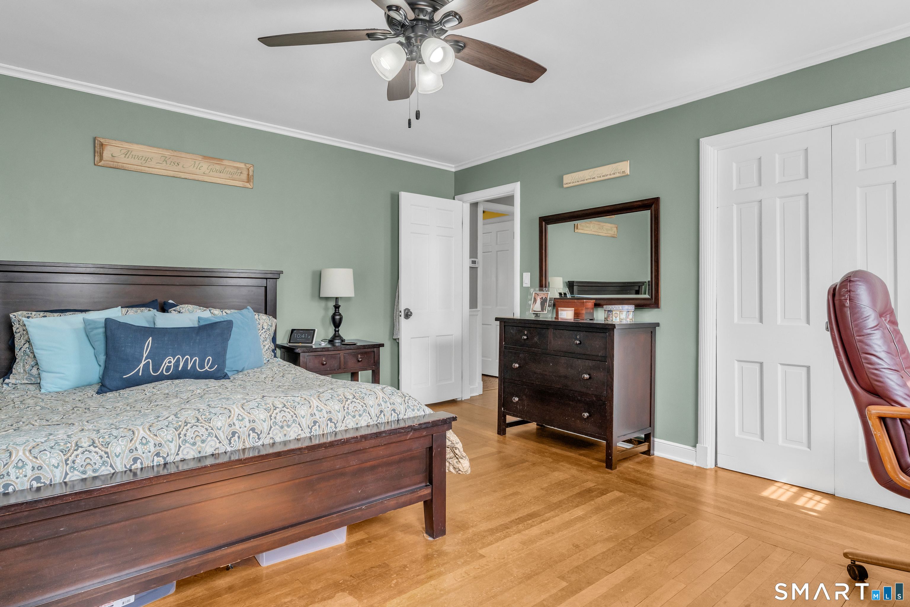 1501 Ridge Road North Haven CT 06473