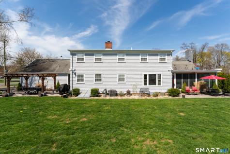 1501 Ridge Road North Haven CT 06473