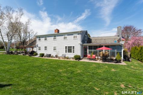 1501 Ridge Road North Haven CT 06473