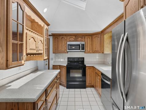 17 Sycamore Road East Lyme CT 06357