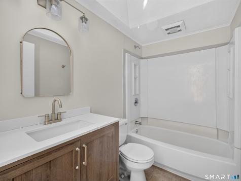 17 Sycamore Road East Lyme CT 06357