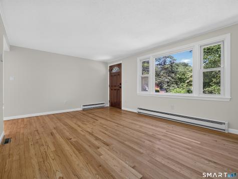 17 Sycamore Road East Lyme CT 06357