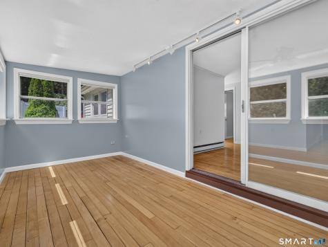 17 Sycamore Road East Lyme CT 06357