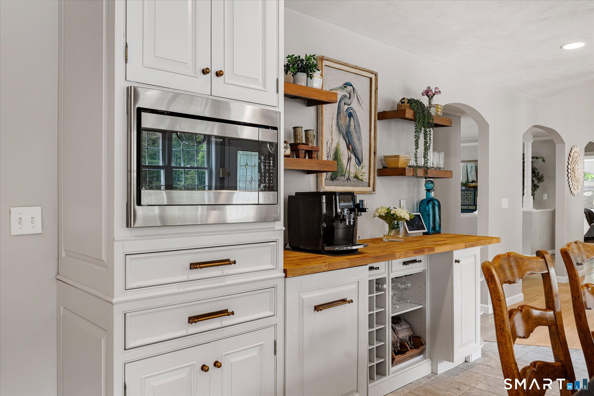 1374 Route 171 Woodstock CT 06282