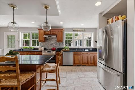 1374 Route 171 Woodstock CT 06282