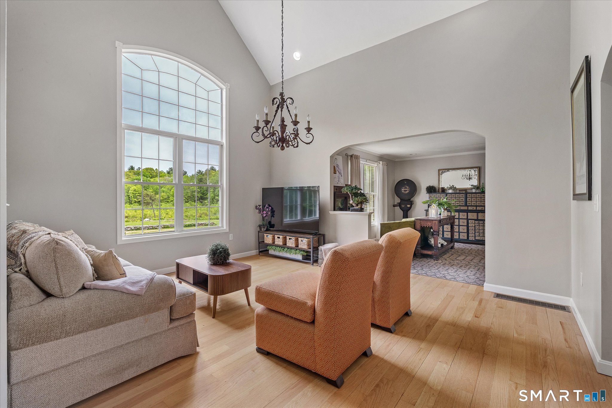 1374 Route 171 Woodstock CT 06282