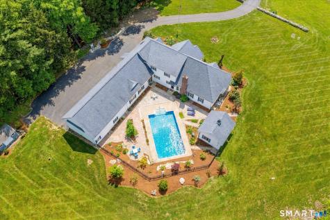 1374 Route 171 Woodstock CT 06282